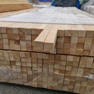 Konstruktionsholz Sibirische Lärche 45 x 45 mm